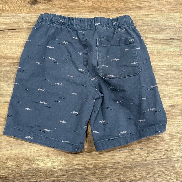 {preloved} Boy’s Old Navy Shark Shorts - Picture 2 of 4